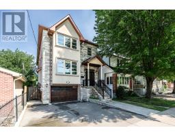 90 HOWICK AVENUE, Toronto, Ontario