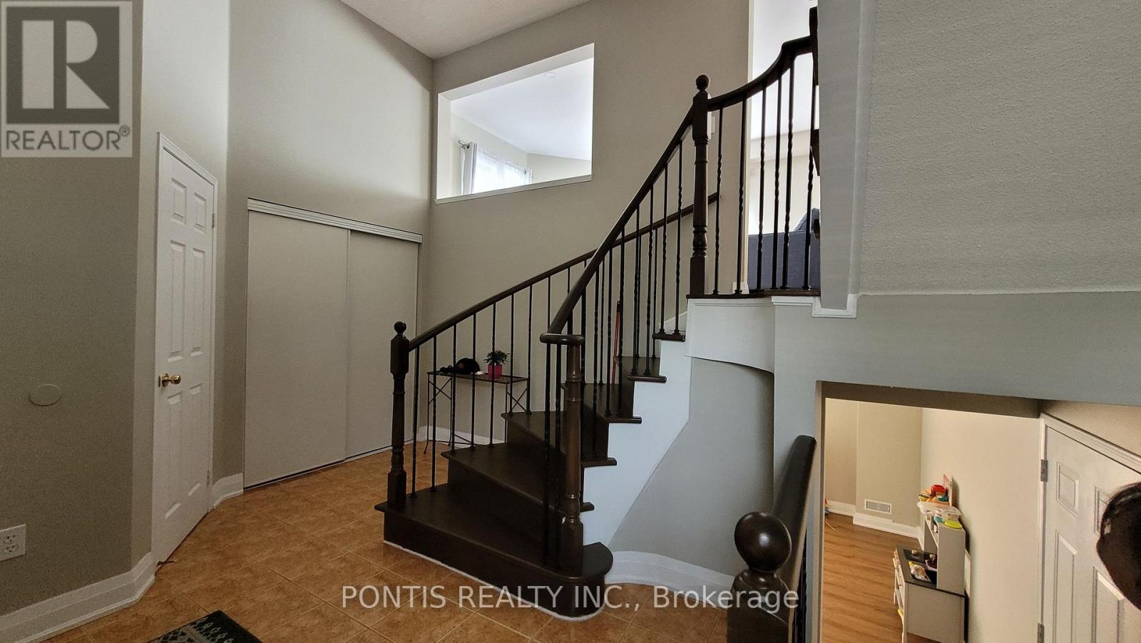 65 - 5535 Glen Erin Drive, Mississauga, Ontario  L5M 6H1 - Photo 3 - W13607830