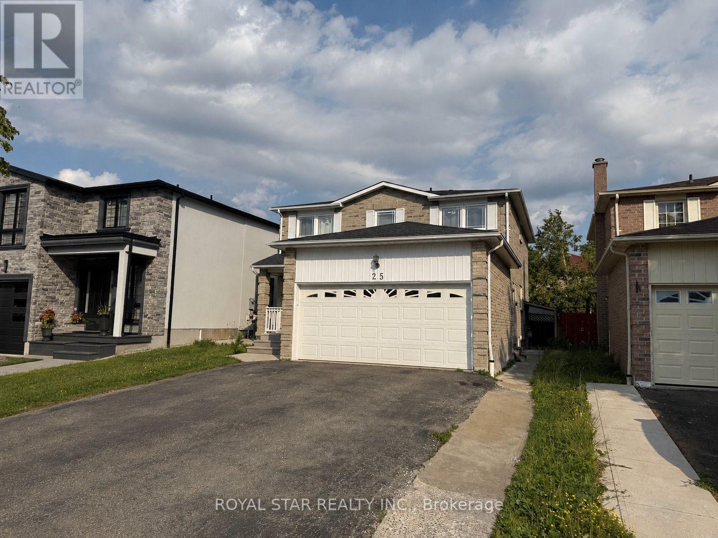 Main - 25 Clydesdale Circle, Brampton, Ontario  L6Y 3R1 - Photo 4 - W13607880