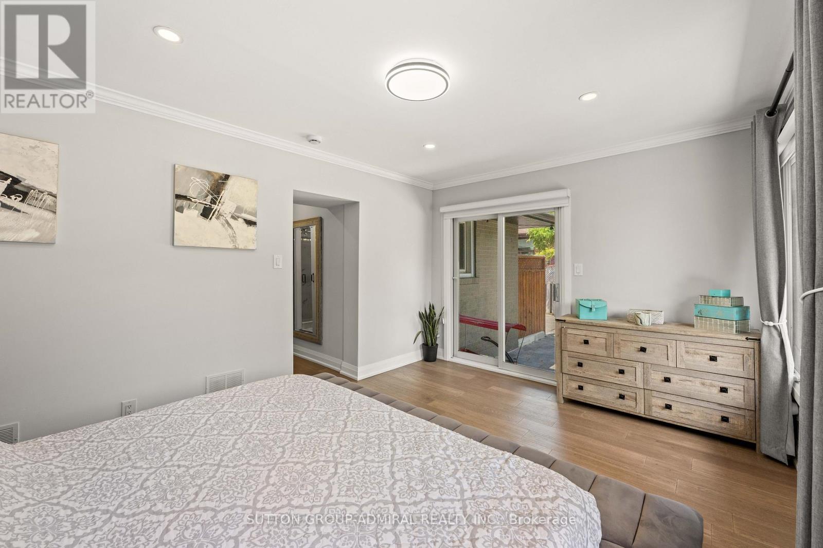 Main - 3 Hartland Road, Toronto, Ontario  M9C 4S9 - Photo 21 - W13607890