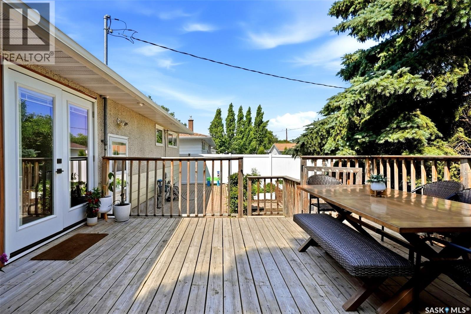 4041 Garnet Street, Regina, Saskatchewan  S4S 3G8 - Photo 30 - SK043724