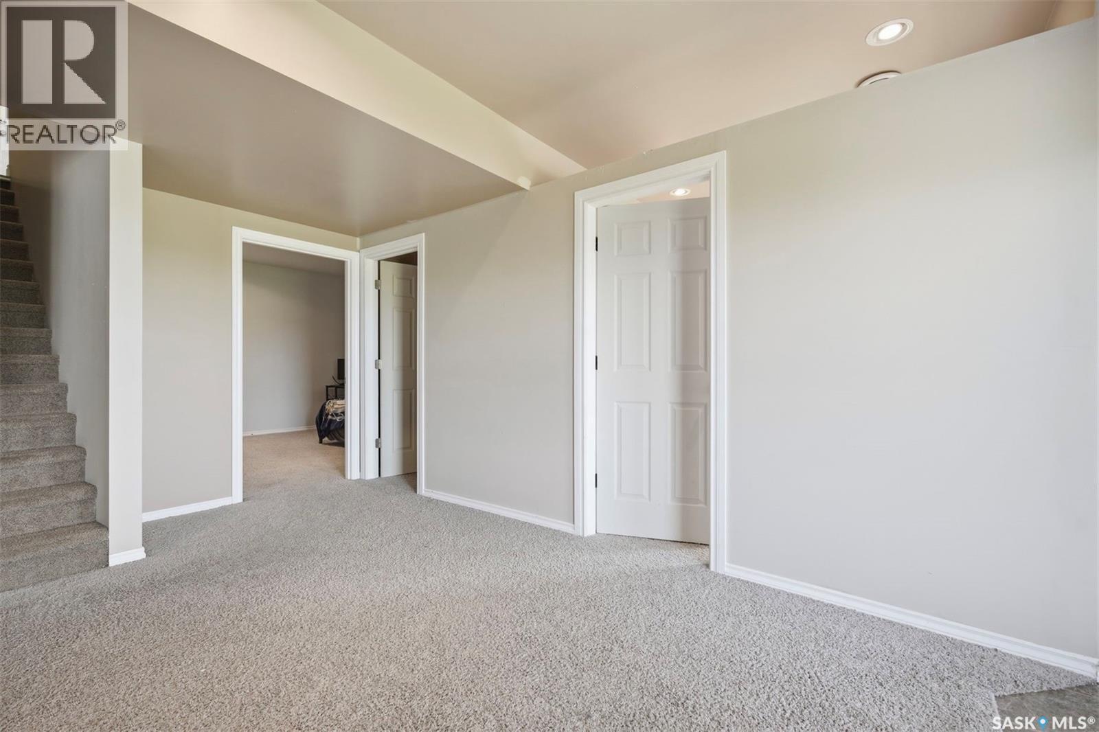 254 Denham Crescent, Saskatoon, Saskatchewan  S7R 1E8 - Photo 30 - SK043712