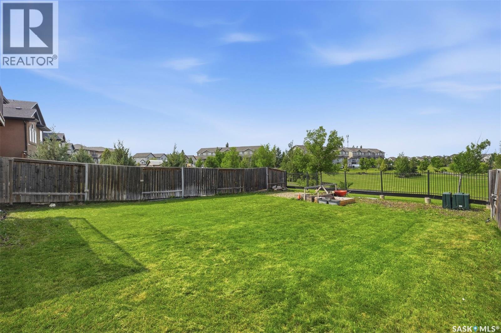 254 Denham Crescent, Saskatoon, Saskatchewan  S7R 1E8 - Photo 41 - SK043712