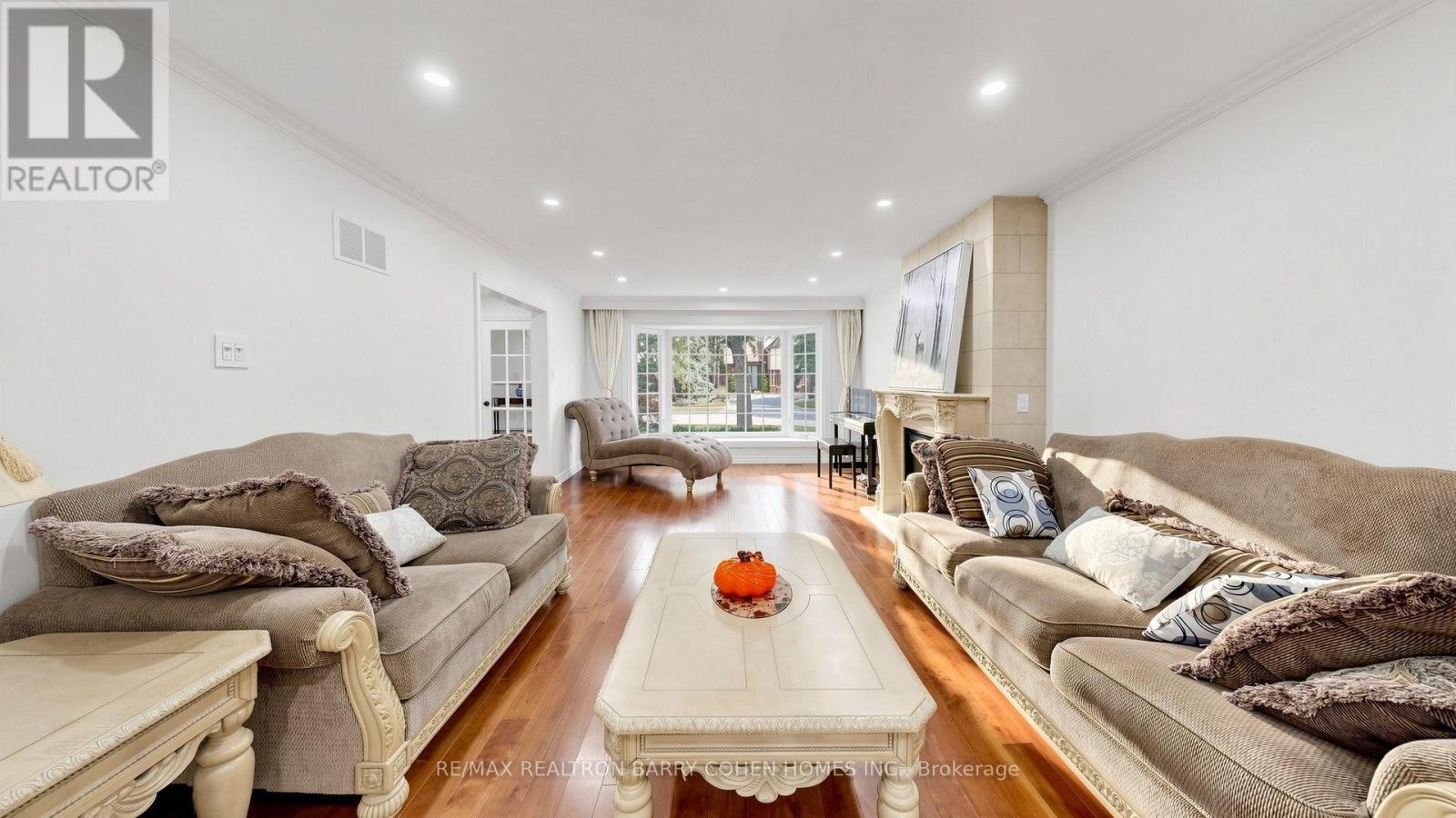 15 Sonata Crescent, Toronto, Ontario  M3B 2C3 - Photo 6 - C13604184