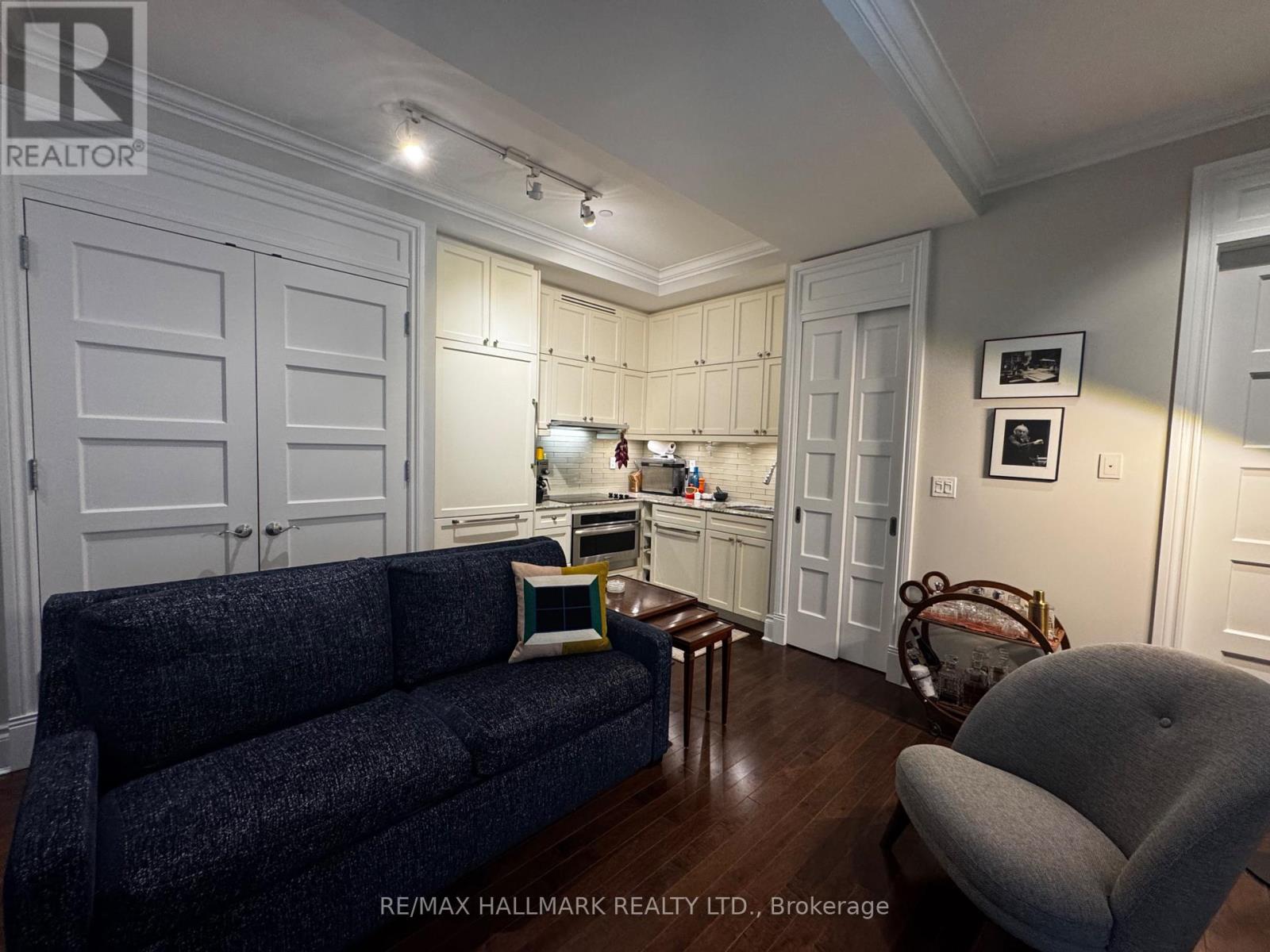 513 - 22 Leader Lane, Toronto, Ontario  M5E 0B2 - Photo 14 - C13607482