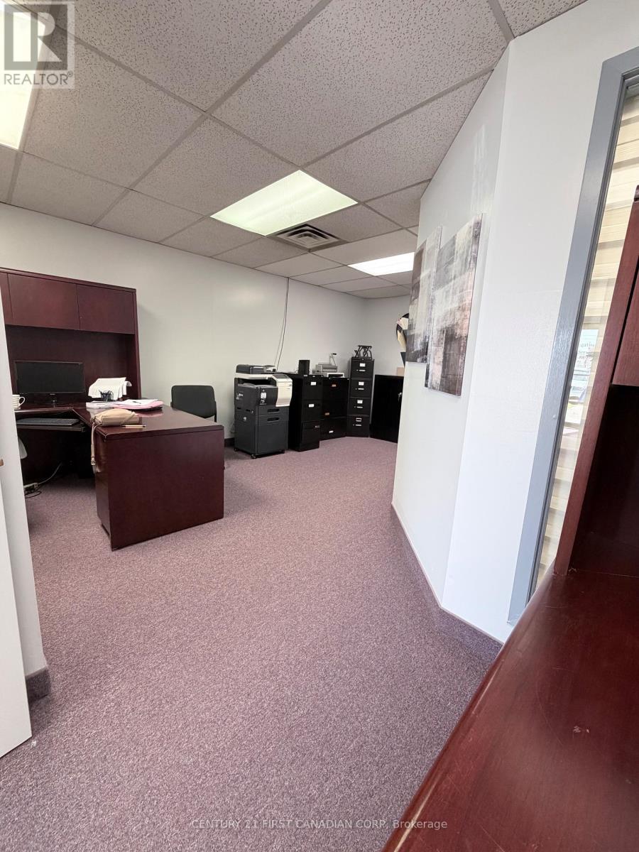 645 Consortium Court, London South, Ontario  N6E 2S8 - Photo 10 - X13608072