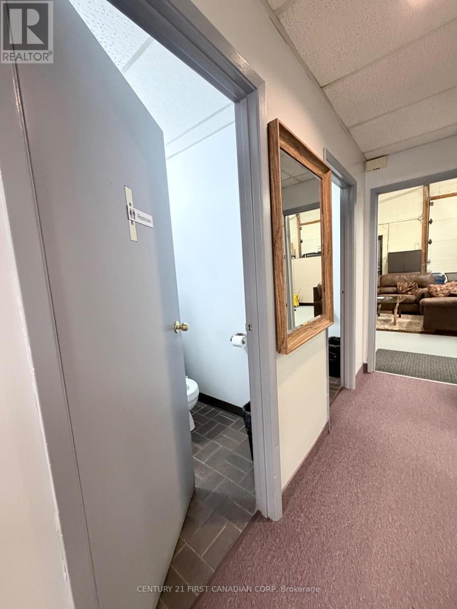 645 Consortium Court, London South, Ontario  N6E 2S8 - Photo 16 - X13608072