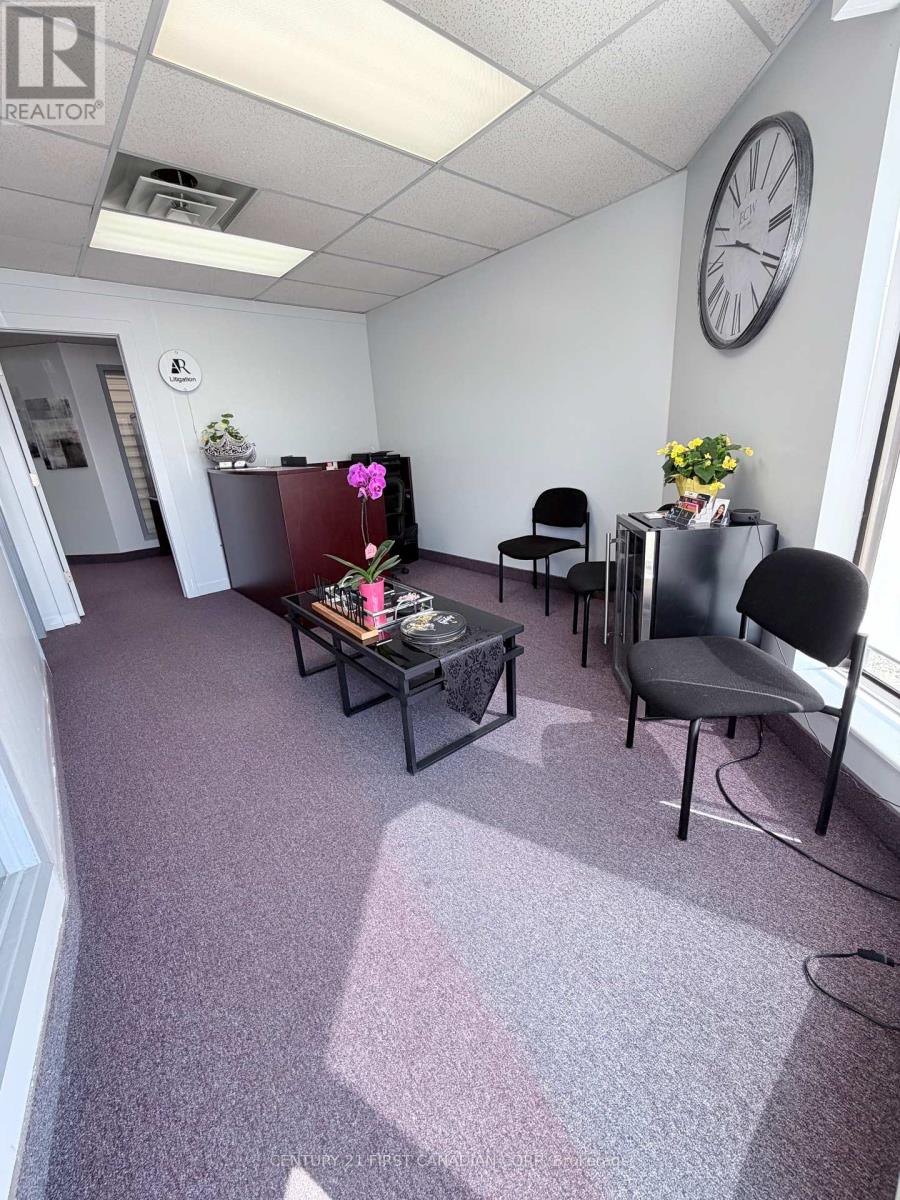 645 Consortium Court, London South, Ontario  N6E 2S8 - Photo 3 - X13608072