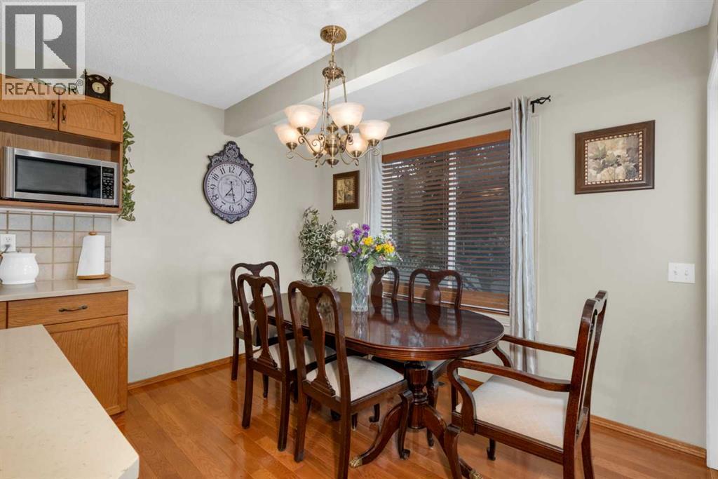 373 Bridlewood Avenue SW, Calgary, Alberta  T2Y 4H5 - Photo 7 - A2323923