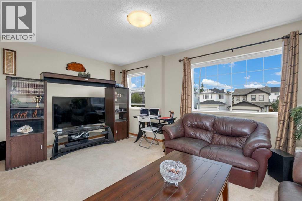 373 Bridlewood Avenue SW, Calgary, Alberta  T2Y 4H5 - Photo 16 - A2323923