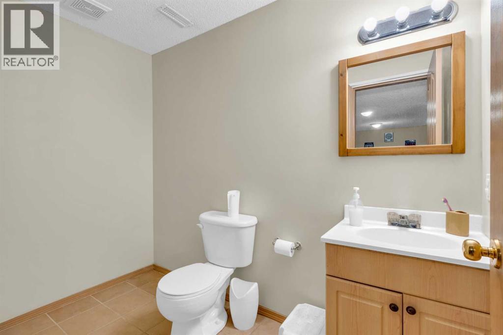373 Bridlewood Avenue SW, Calgary, Alberta  T2Y 4H5 - Photo 28 - A2323923