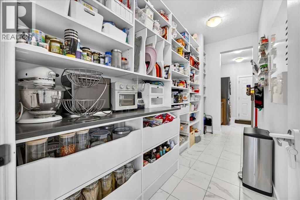 546 Sherwood Boulevard NW, Calgary, Alberta  T3R 0R7 - Photo 18 - A2329491