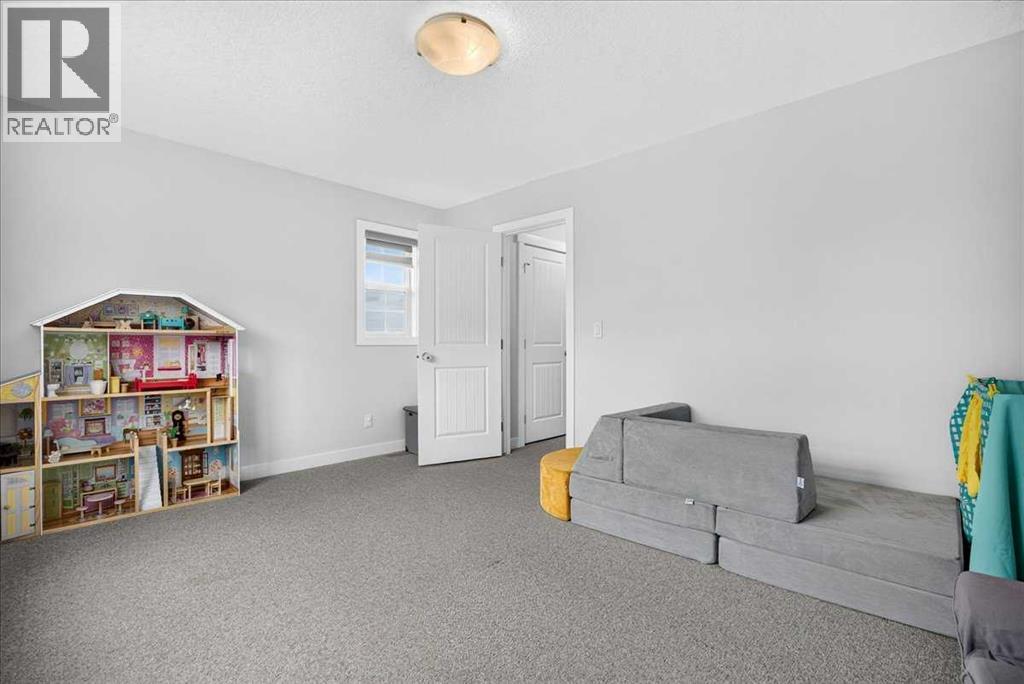 546 Sherwood Boulevard NW, Calgary, Alberta  T3R 0R7 - Photo 35 - A2329491