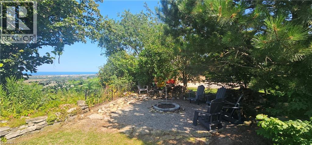 665 Ridge Road, Stoney Creek, Ontario  L8J 2Y2 - Photo 3 - 40851264
