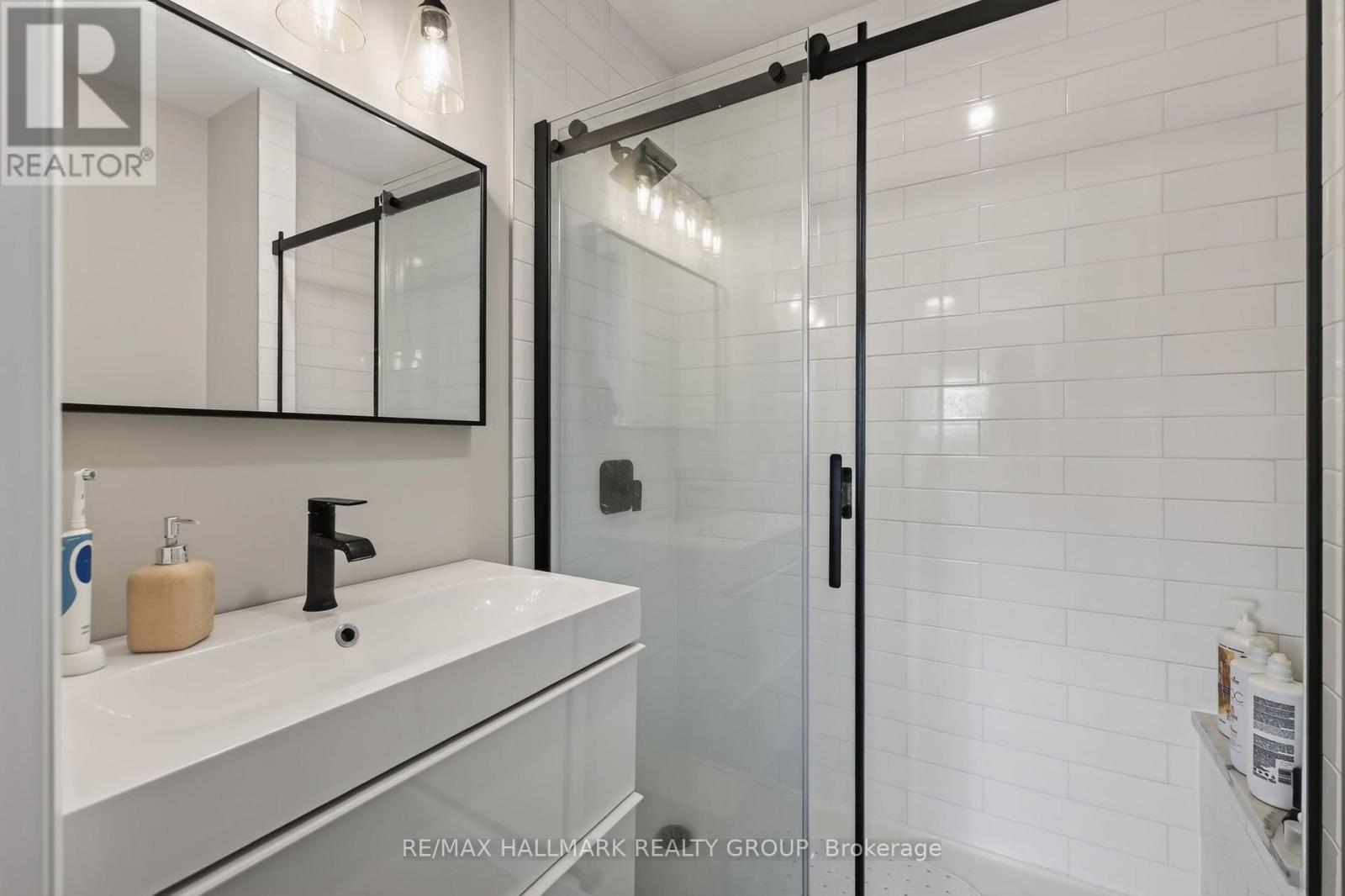 A1 - 359 Whitby Avenue, Ottawa, Ontario  K2A 0B3 - Photo 14 - X13608058