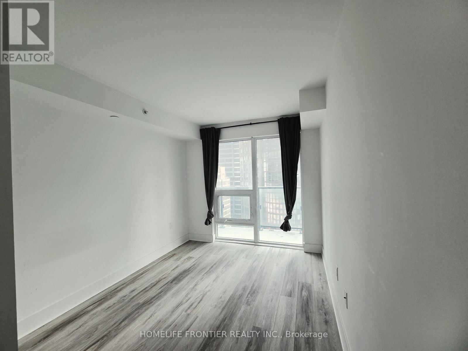 1701 - 955 Bay Street, Toronto, Ontario  M5S 2A2 - Photo 6 - C13604292