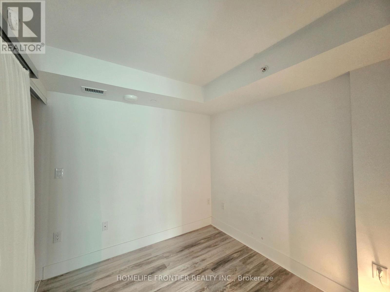 1701 - 955 Bay Street, Toronto, Ontario  M5S 2A2 - Photo 8 - C13604292