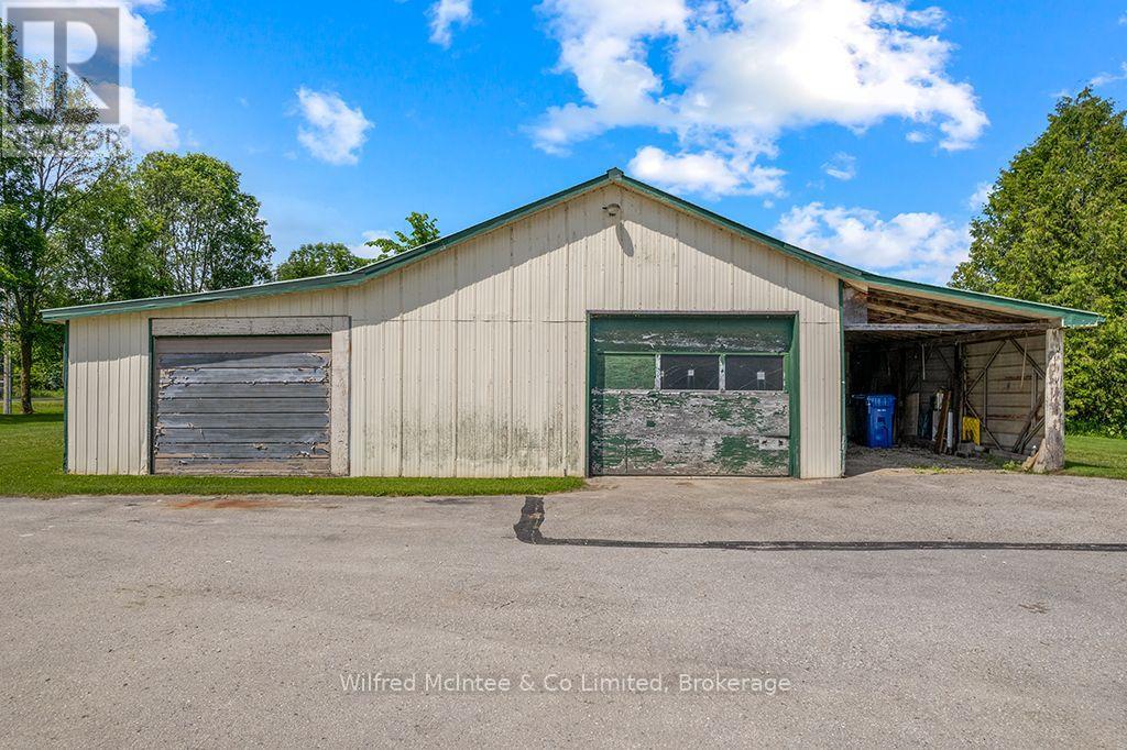 242287 Concession 16 Road, West Grey, Ontario N0G 2M0 - Photo 37 - X13608092