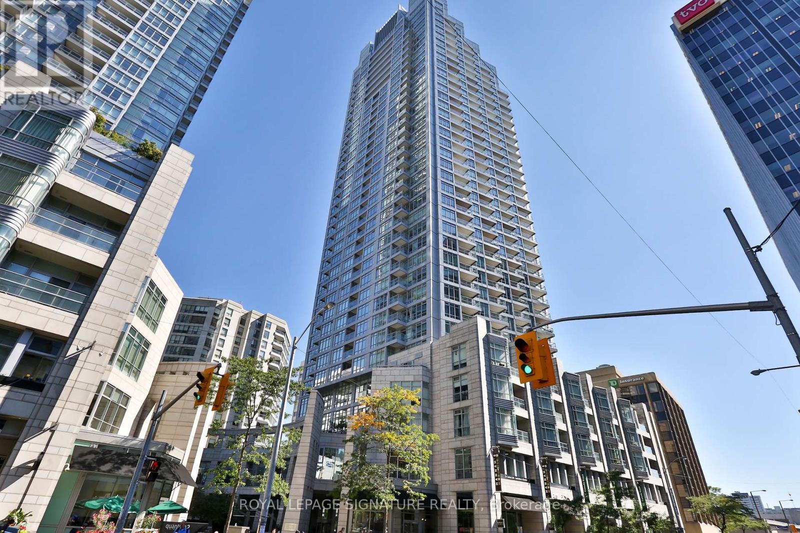 902 - 2181 Yonge Street, Toronto, Ontario  M4S 3H7 - Photo 2 - C13607962