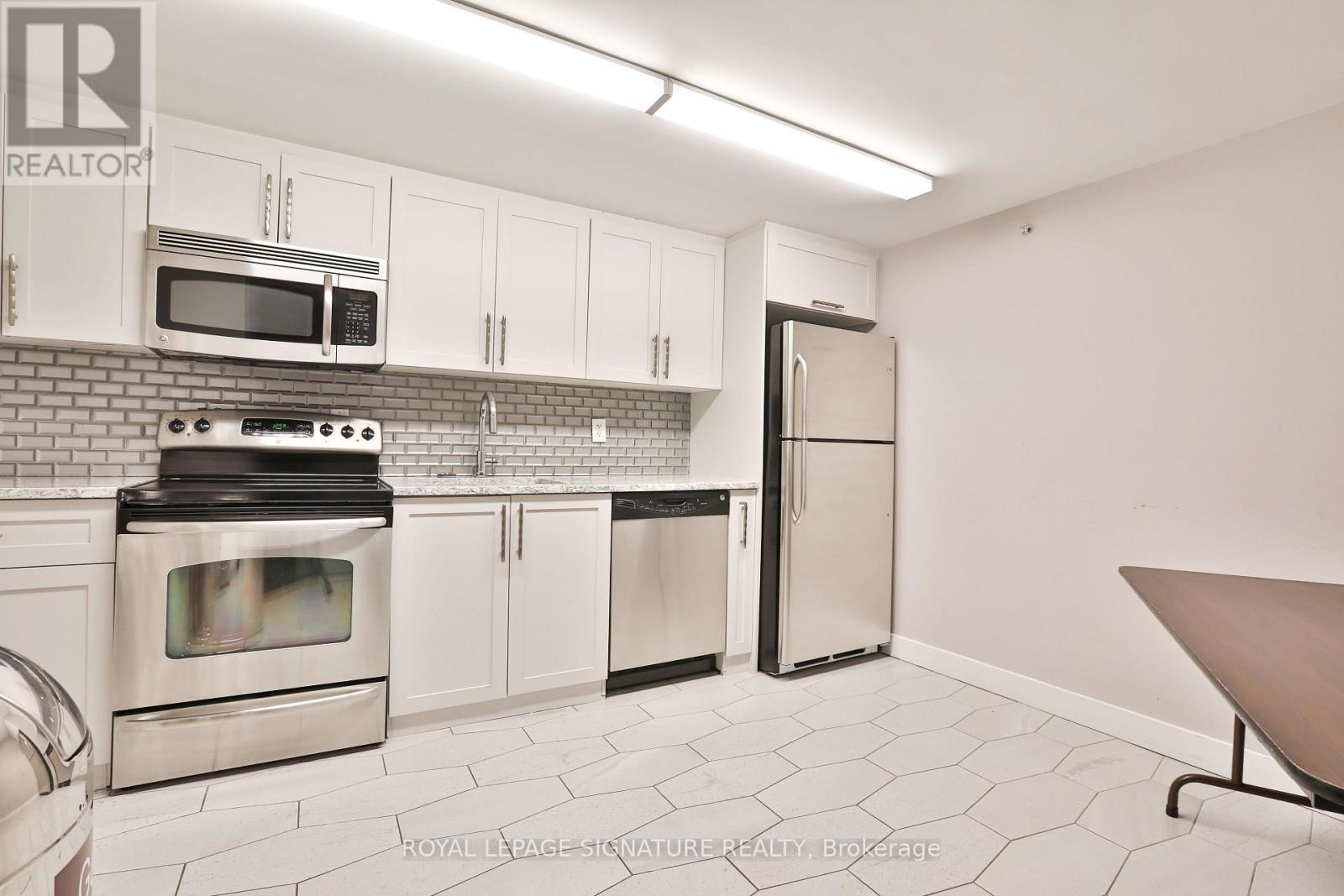 902 - 2181 Yonge Street, Toronto, Ontario  M4S 3H7 - Photo 38 - C13607962