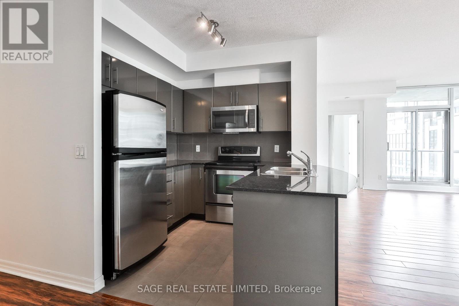 2711 - 16 Yonge Street, Toronto, Ontario  M5E 2A1 - Photo 16 - C13608030