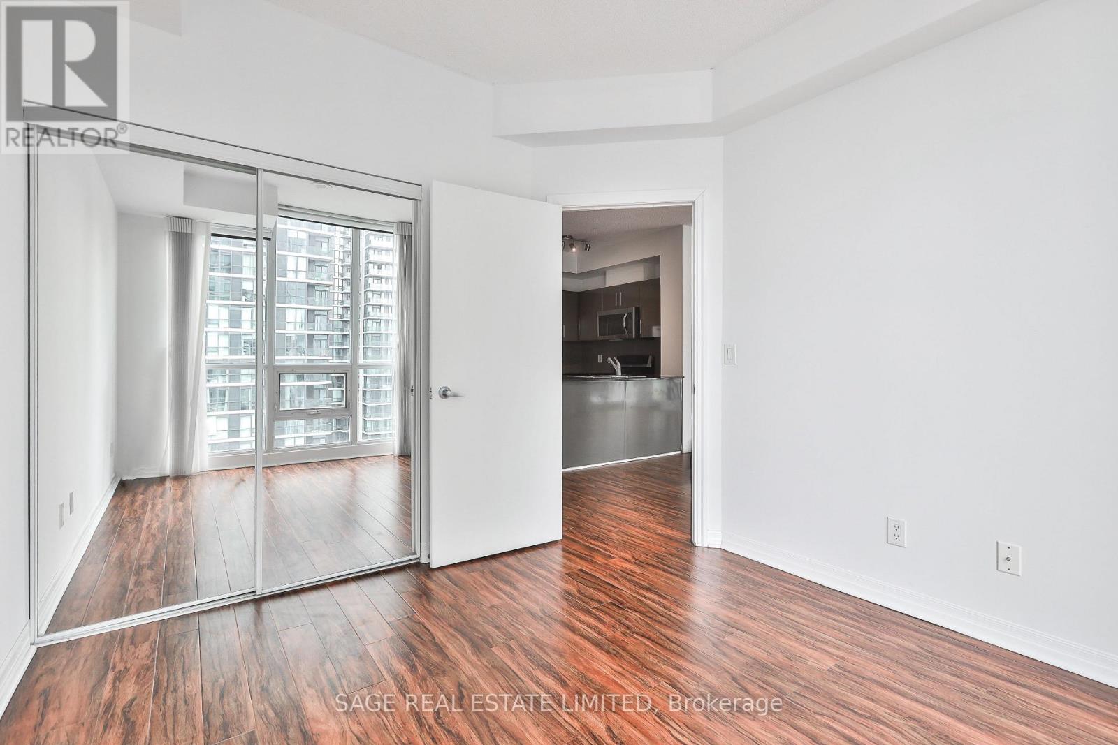 2711 - 16 Yonge Street, Toronto, Ontario  M5E 2A1 - Photo 27 - C13608030