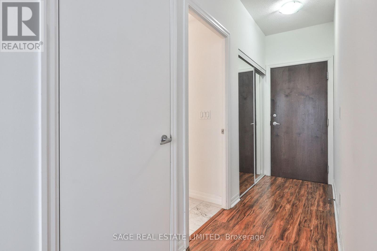 2711 - 16 Yonge Street, Toronto, Ontario  M5E 2A1 - Photo 32 - C13608030