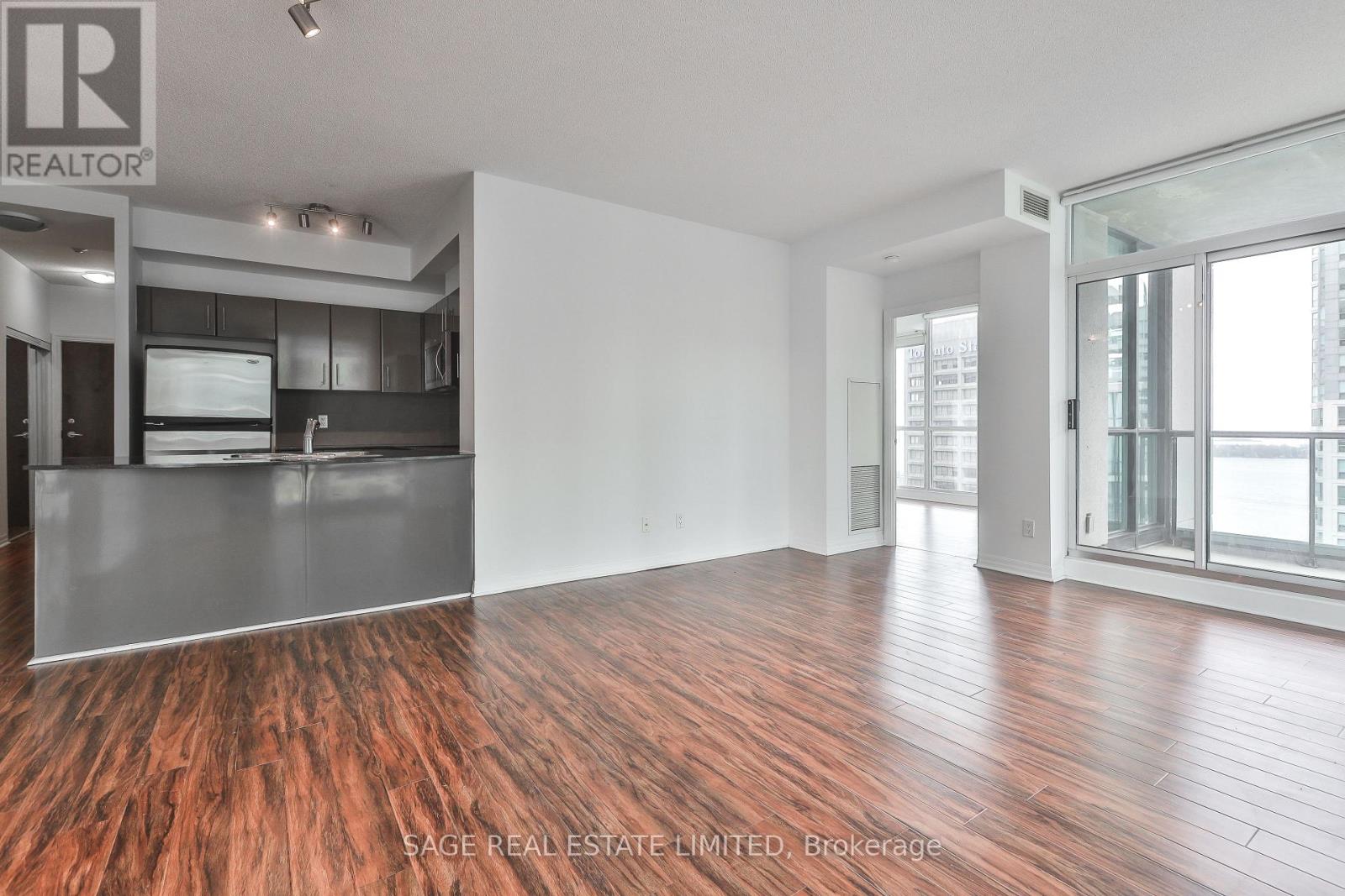 2711 - 16 Yonge Street, Toronto, Ontario  M5E 2A1 - Photo 9 - C13608030
