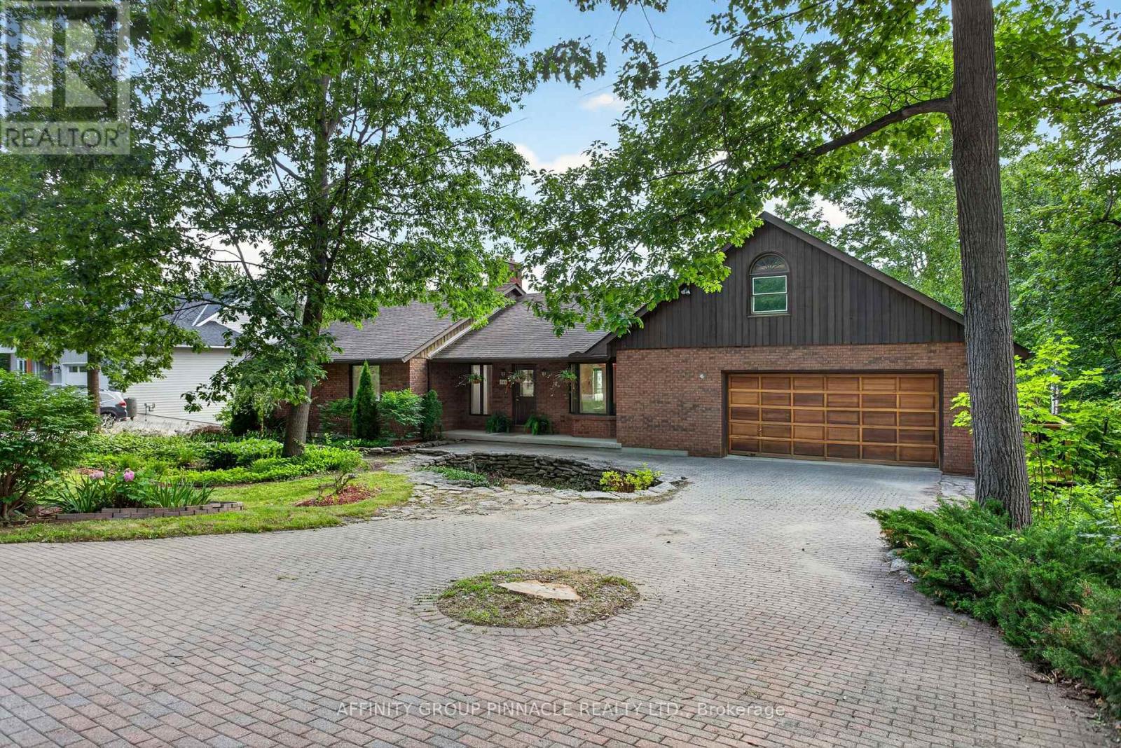 183 Louisa Street, Kawartha Lakes, Ontario  K0M 1N0 - Photo 1 - X13608086