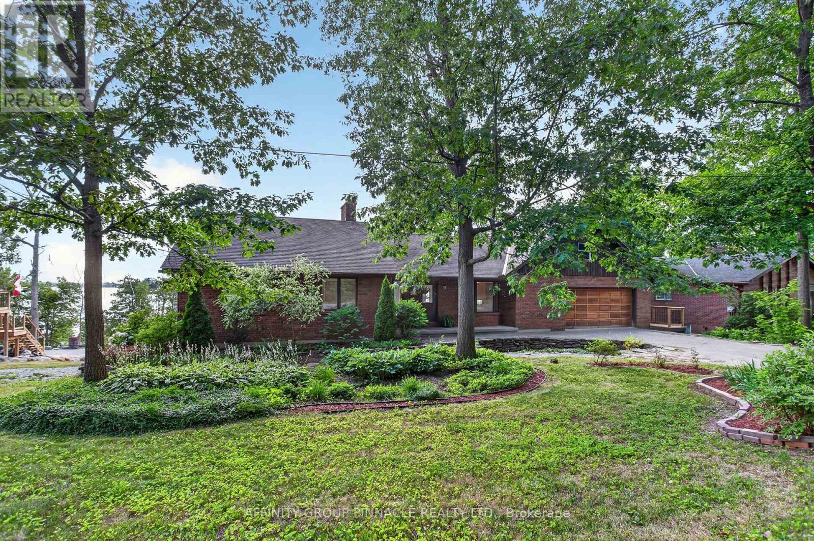 183 Louisa Street, Kawartha Lakes, Ontario  K0M 1N0 - Photo 2 - X13608086