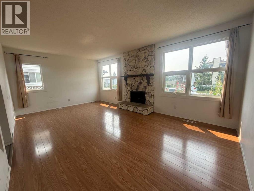 22 Whitman Close NE, Calgary, Alberta  Y1Y 4H4 - Photo 8 - A2301673