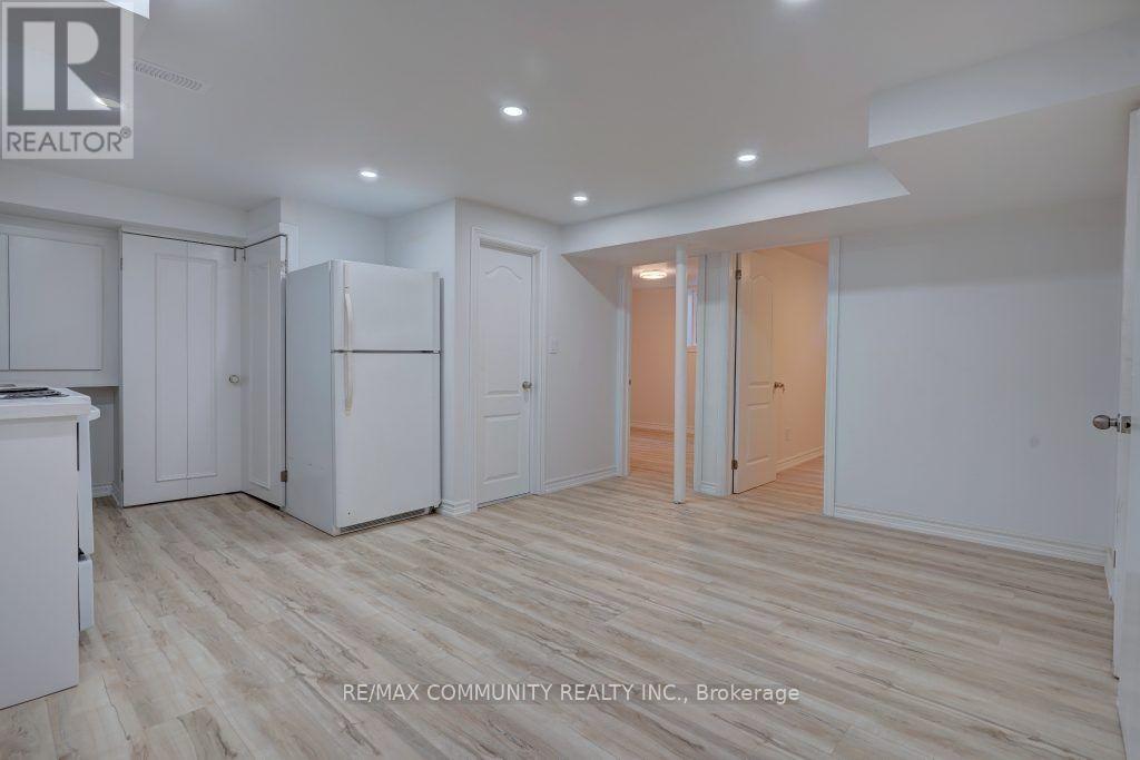 Bsmt - 166 John Tabor Trail, Toronto, Ontario  M1B 2R1 - Photo 8 - E13608012