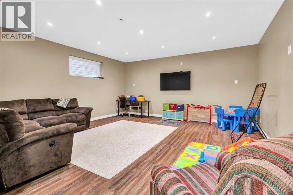 21 Evansfield Way NW, Calgary, Alberta  T3P 0L1 - Photo 26 - A2330913