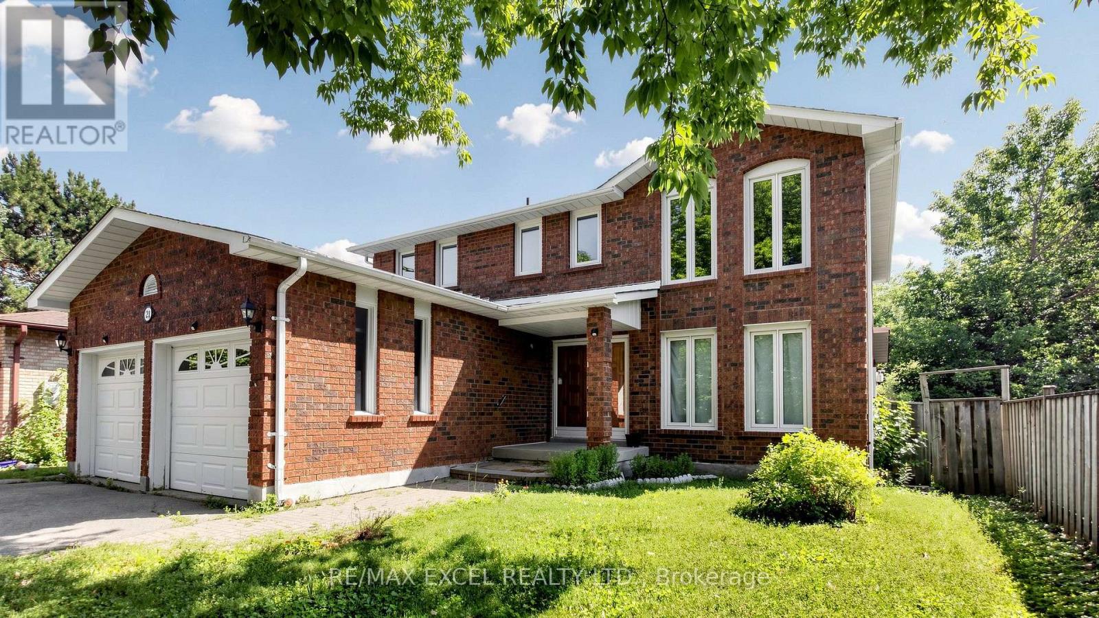 21 Mary Gapper Crescent, Richmond Hill (North Richvale), Ontario  L4C 7L9 - Photo 3 - N13607968