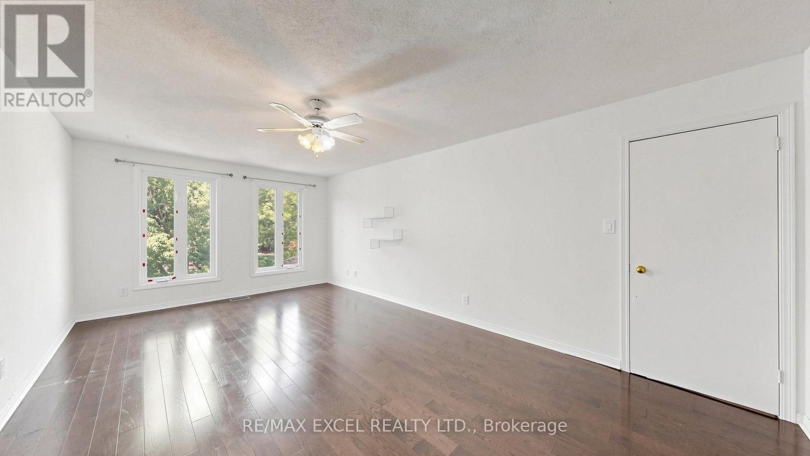 21 Mary Gapper Crescent, Richmond Hill (North Richvale), Ontario  L4C 7L9 - Photo 32 - N13607968