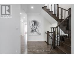 12 TUPLING STREET, Bradford West Gwillimbury, Ontario
