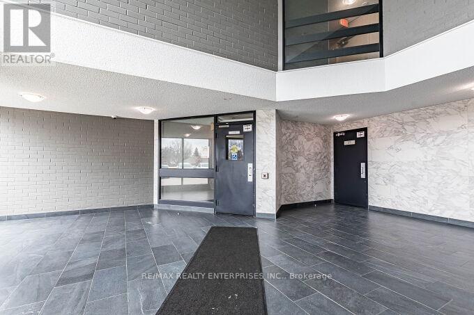 119 - 2001 BONNYMEDE DRIVE Mississauga (Clarkson) Ontario Canada L5J4H8 4