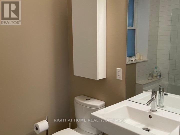 Main - 55 West Lodge Avenue, Toronto, Ontario  M6K 2T6 - Photo 13 - W13608090