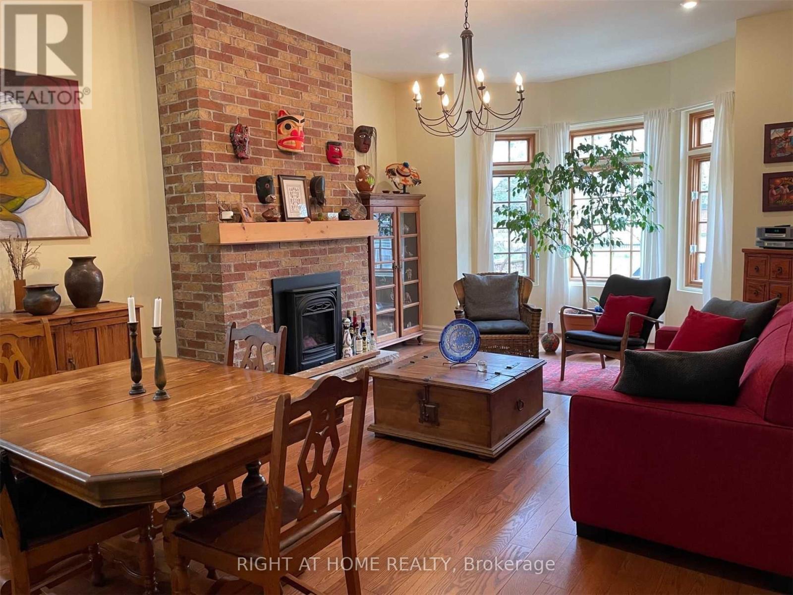 Main - 55 West Lodge Avenue, Toronto, Ontario  M6K 2T6 - Photo 2 - W13608090