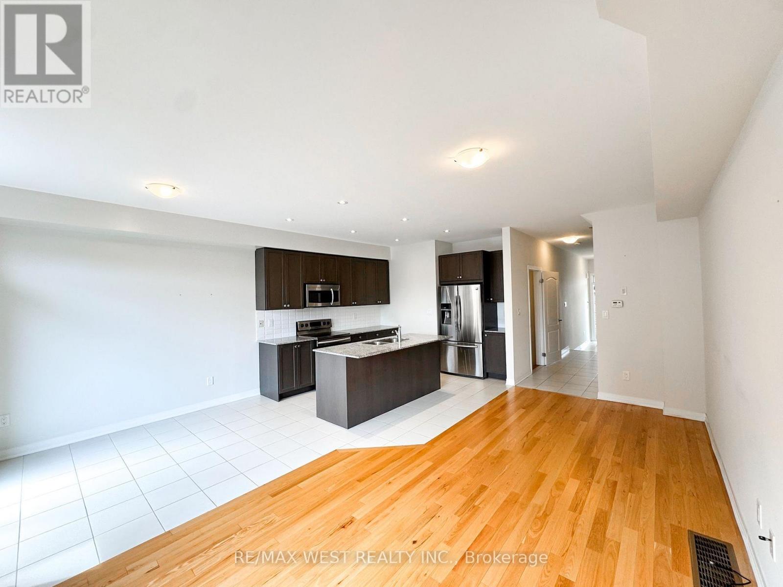 186 Parkinson Crescent, Orangeville, Ontario  L9W 6A2 - Photo 5 - W13608098