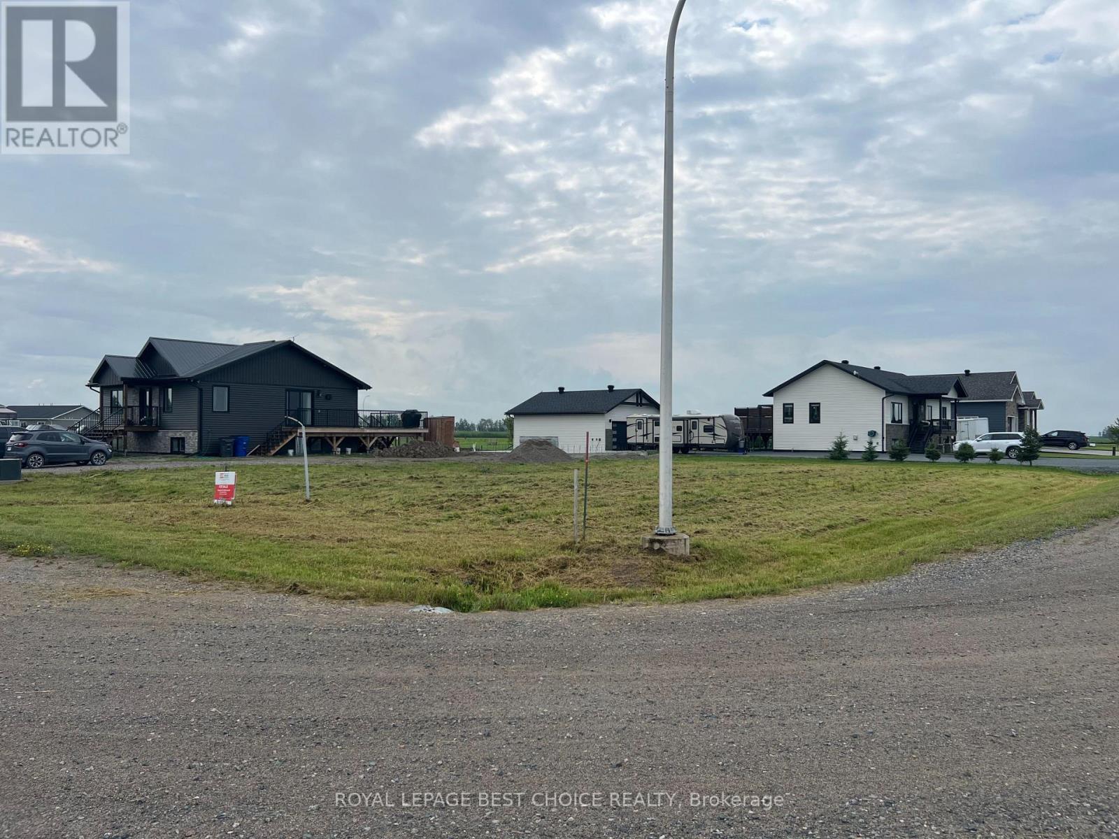 31 JULES GRAVEL CRESCENT, Armstrong, Ontario