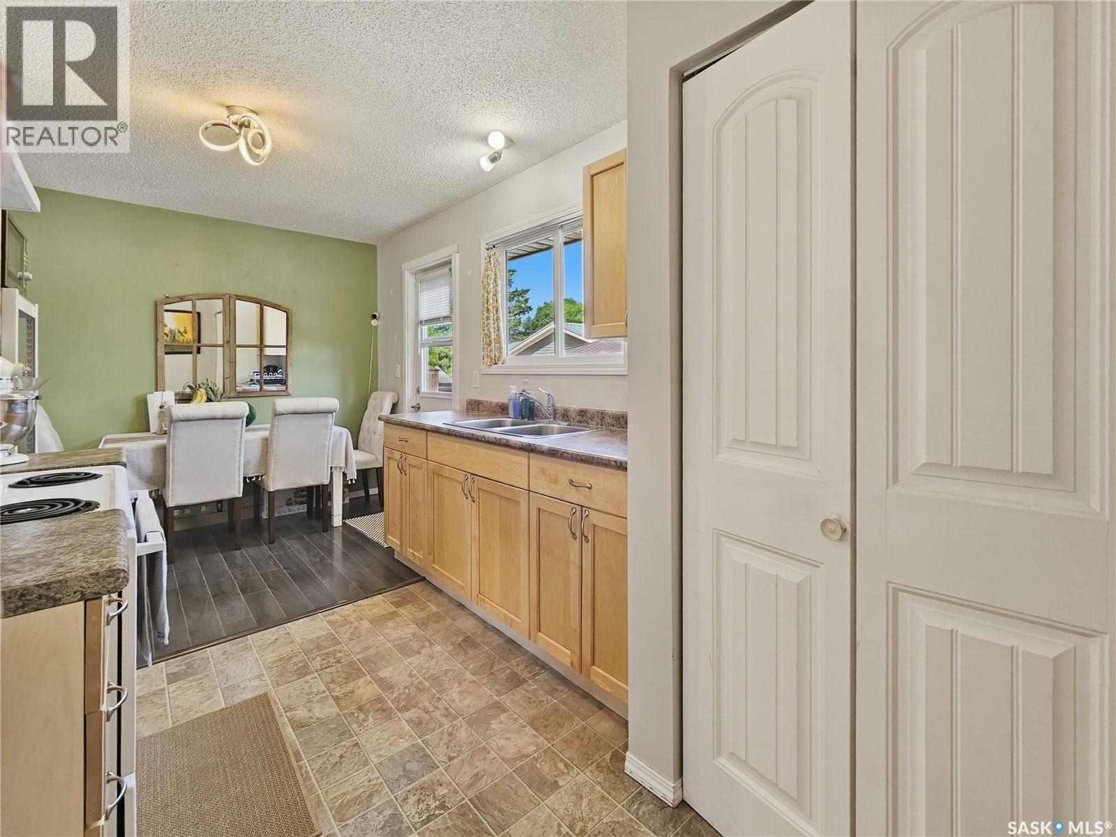 509 7th Avenue W, Biggar, Saskatchewan  S0K 0M0 - Photo 27 - SK043714
