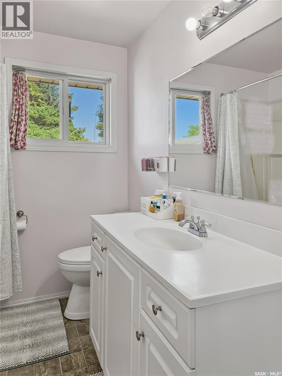 509 7th Avenue W, Biggar, Saskatchewan  S0K 0M0 - Photo 40 - SK043714