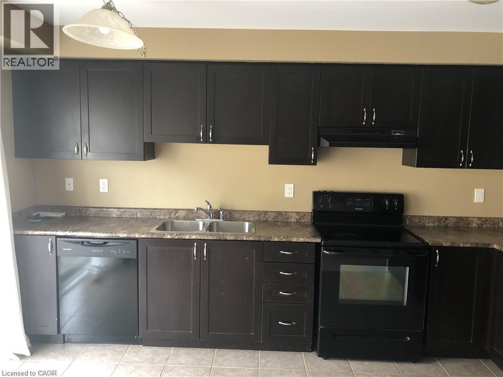 258 Apple Hill Crescent, Kitchener, Ontario  N2R 0E5 - Photo 4 - 40851232