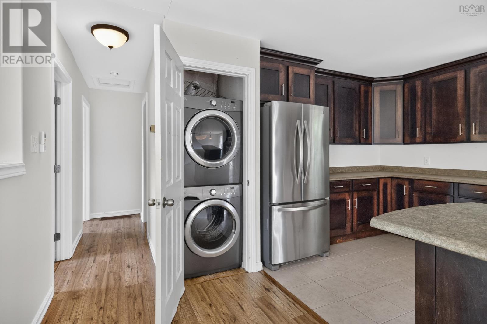 2 Randall Street, Dartmouth, Nova Scotia  B2Y 4K8 - Photo 17 - 202618727
