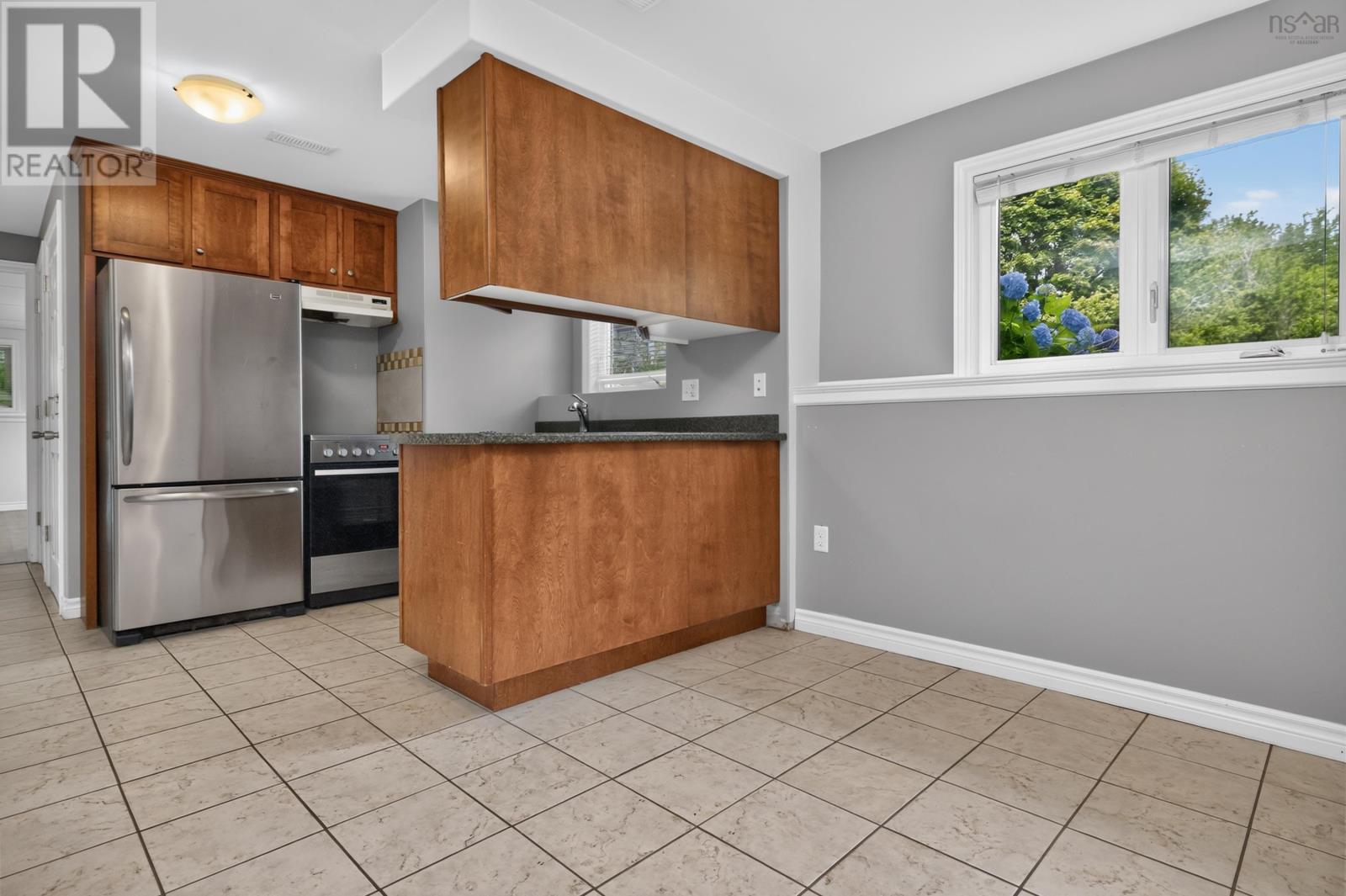 2 Randall Street, Dartmouth, Nova Scotia  B2Y 4K8 - Photo 24 - 202618727