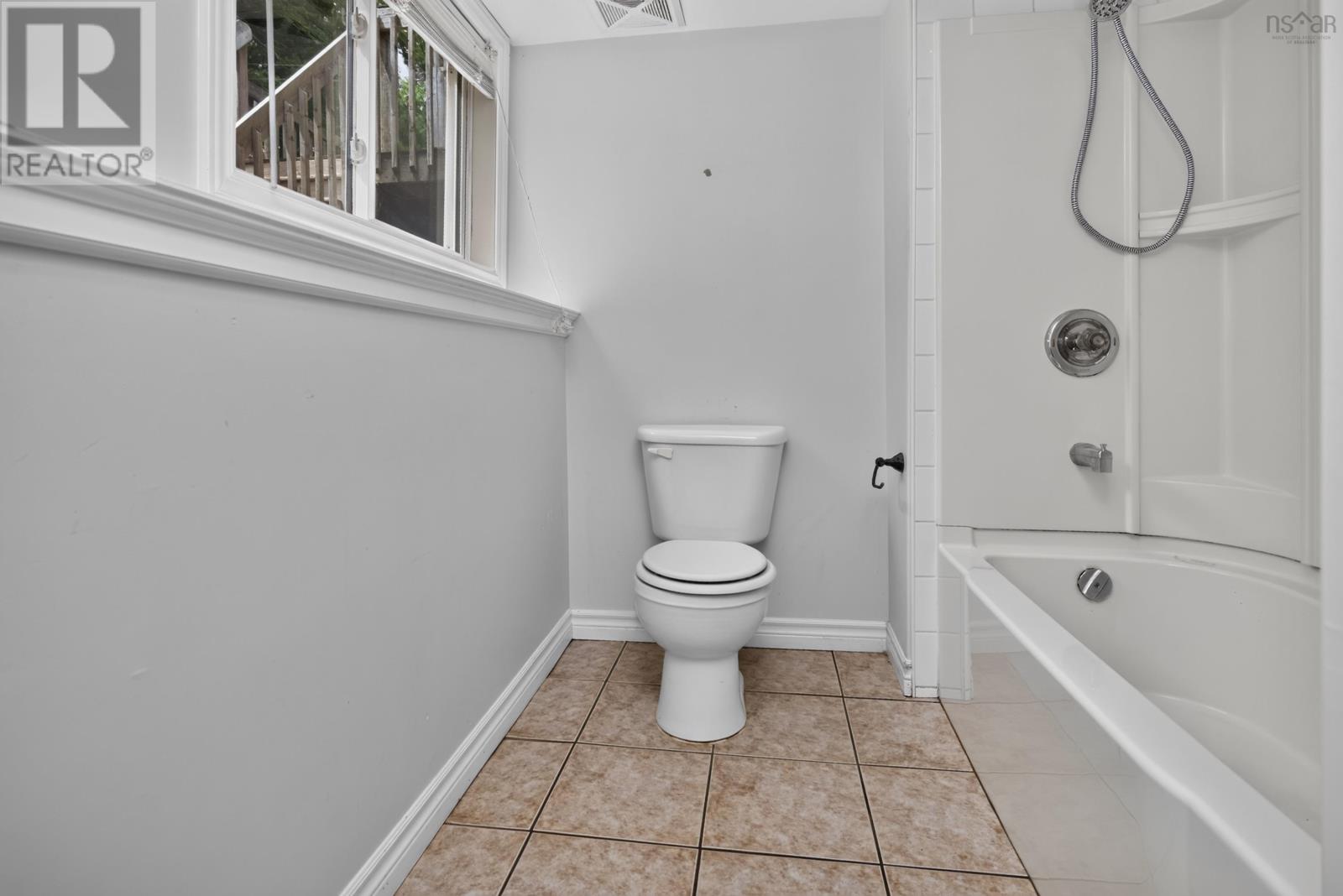 2 Randall Street, Dartmouth, Nova Scotia  B2Y 4K8 - Photo 32 - 202618727
