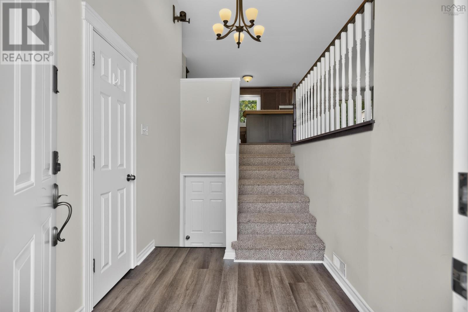 2 Randall Street, Dartmouth, Nova Scotia  B2Y 4K8 - Photo 5 - 202618727