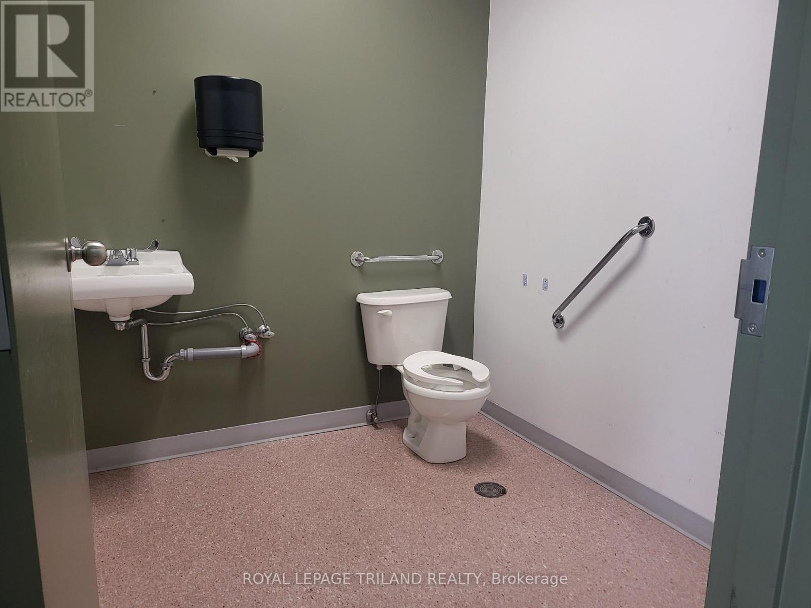 8 - 24 First Avenue, St. Thomas, Ontario  N5R 4M5 - Photo 12 - X13608104