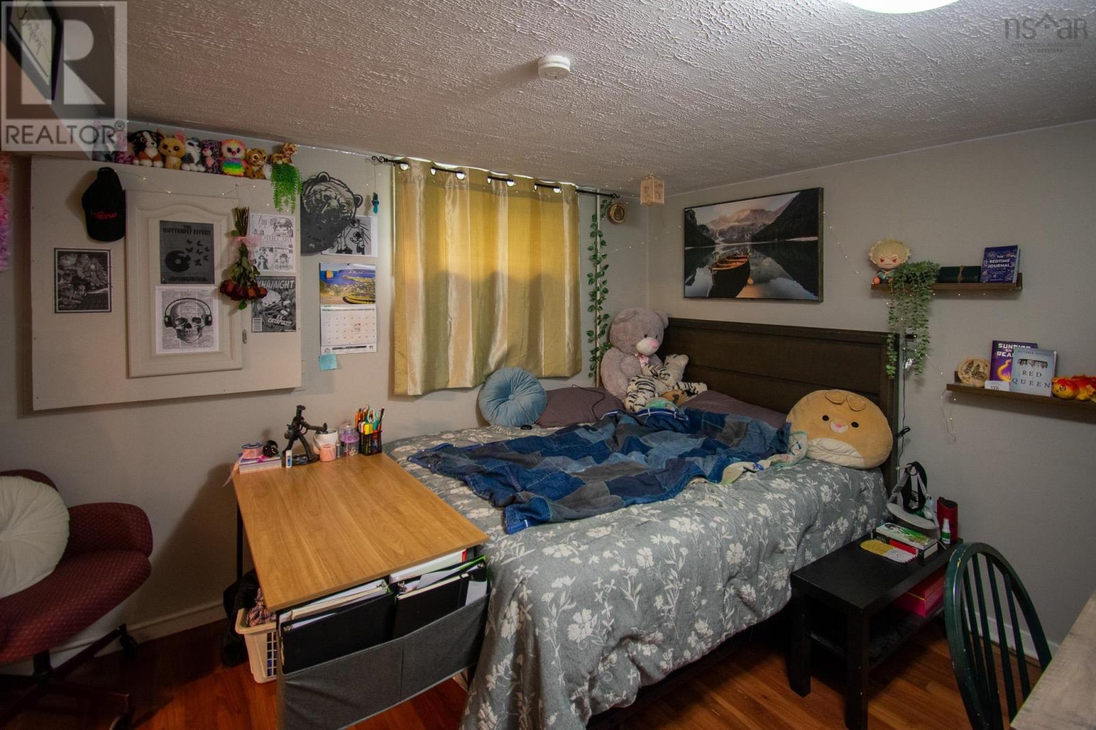 picture 23